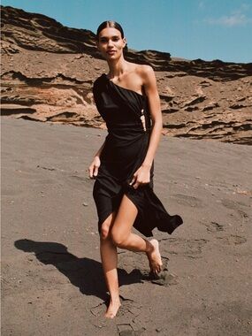 zara one shoulder dress black NWT- Zara sparkly Black one shoulder mini dress with gold lining Size S